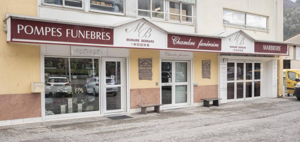 pompes funèbres Carros